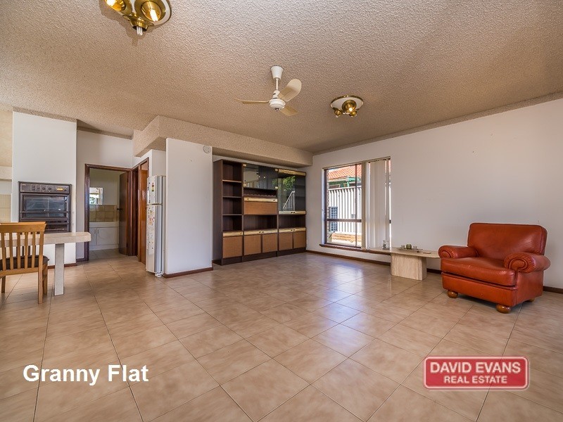 14 Jindinga Way, Wanneroo WA 6065