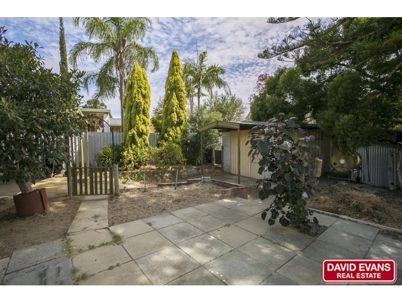 13 Taywood Drive, Wanneroo WA 6065