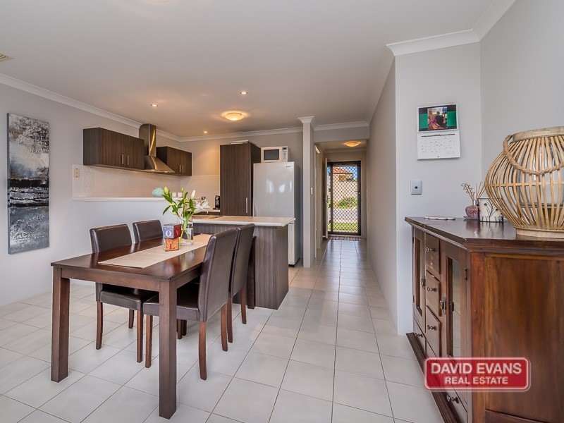 2/15 Crosthwait Circle, Tapping WA 6065