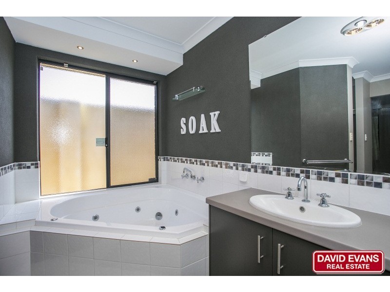 59 Wattle Mews, Hocking WA 6065