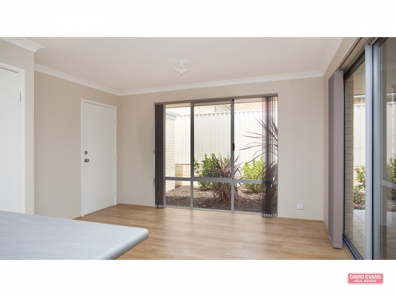 9 Dietes View, Sinagra WA 6065