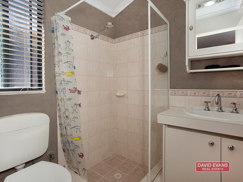 11 Walsall Turn, Hocking WA 6065