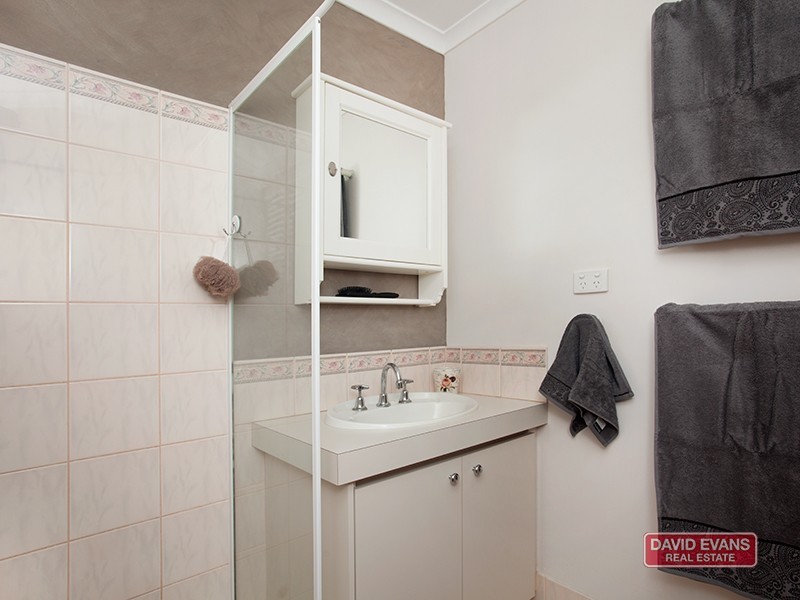 11 Walsall Turn, Hocking WA 6065