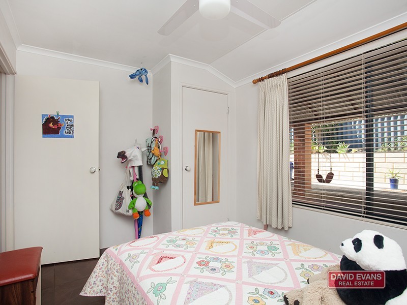 11 Walsall Turn, Hocking WA 6065