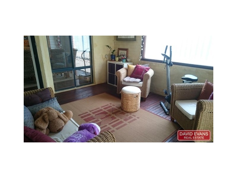 11 Walsall Turn, Hocking WA 6065