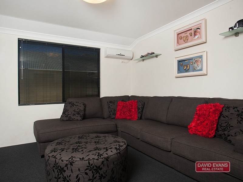 32 Floresta Street, Sinagra WA 6065