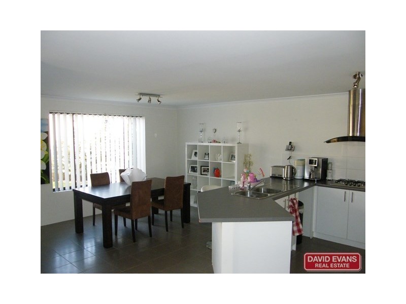 44 Moscow Retreat, Hocking WA 6065