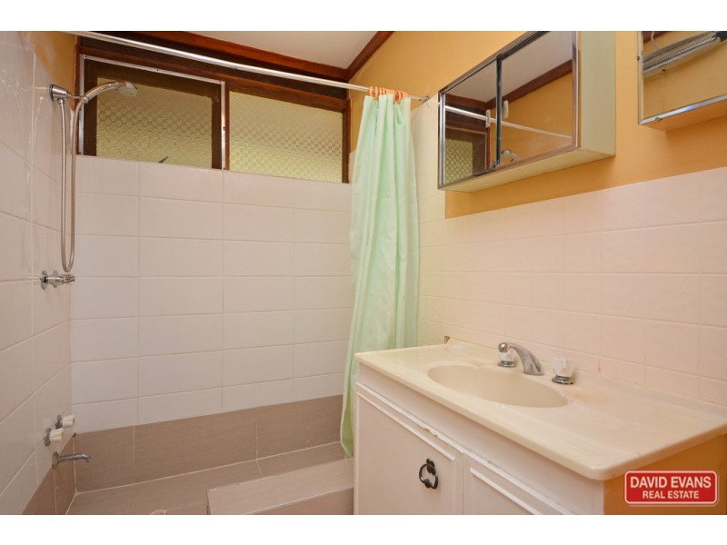 27 Taywood Drive, Wanneroo WA 6065