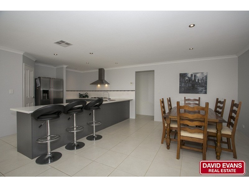 42 Wicklow Circle, Darch WA 6065