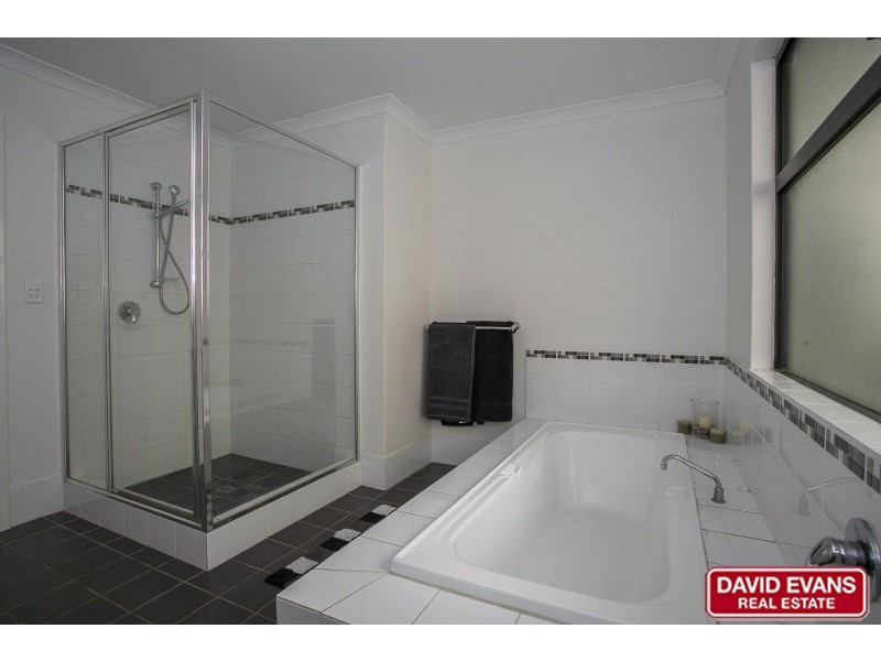 42 Wicklow Circle, Darch WA 6065