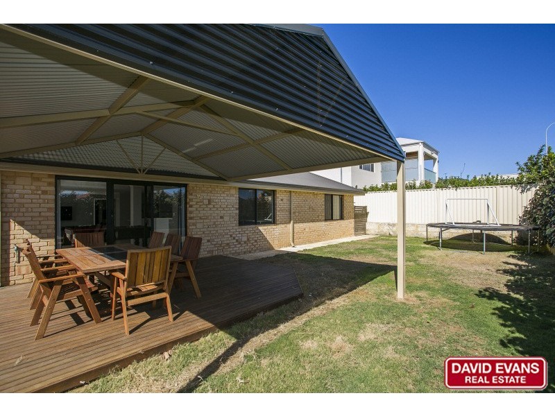 42 Wicklow Circle, Darch WA 6065