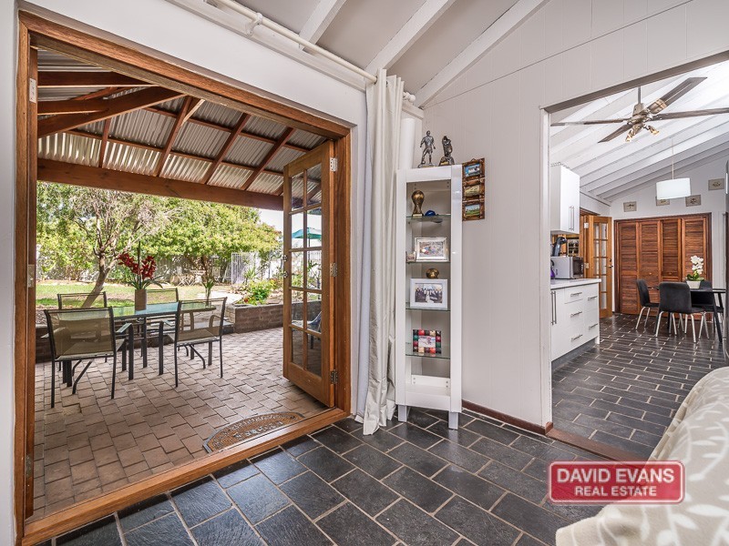 8 Dara Court, Wanneroo WA 6065