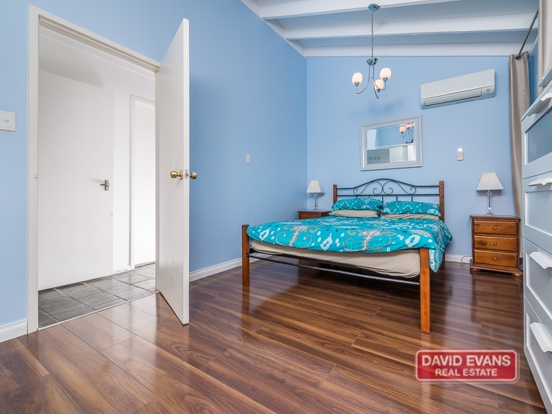 8 Dara Court, Wanneroo WA 6065