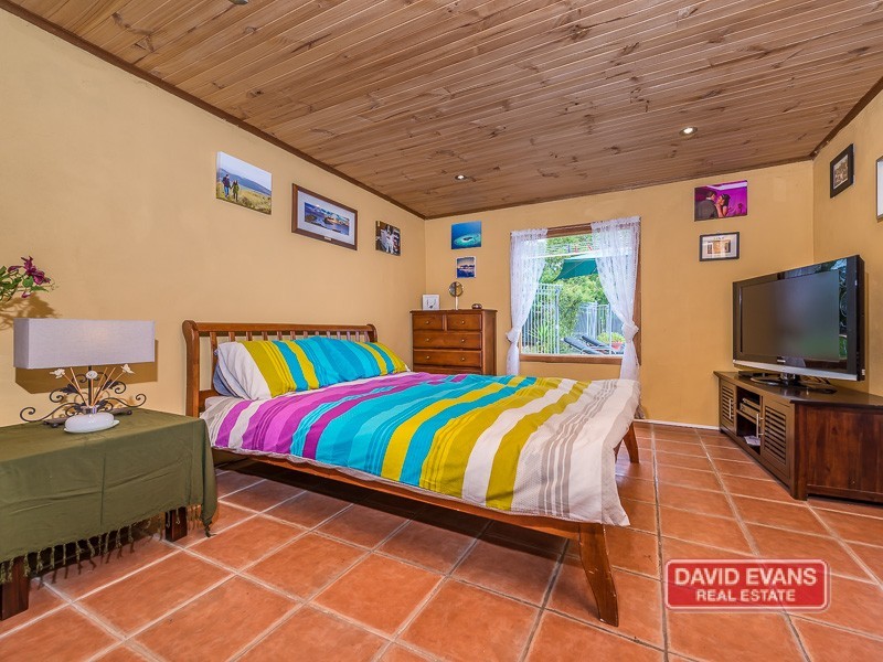 8 Dara Court, Wanneroo WA 6065