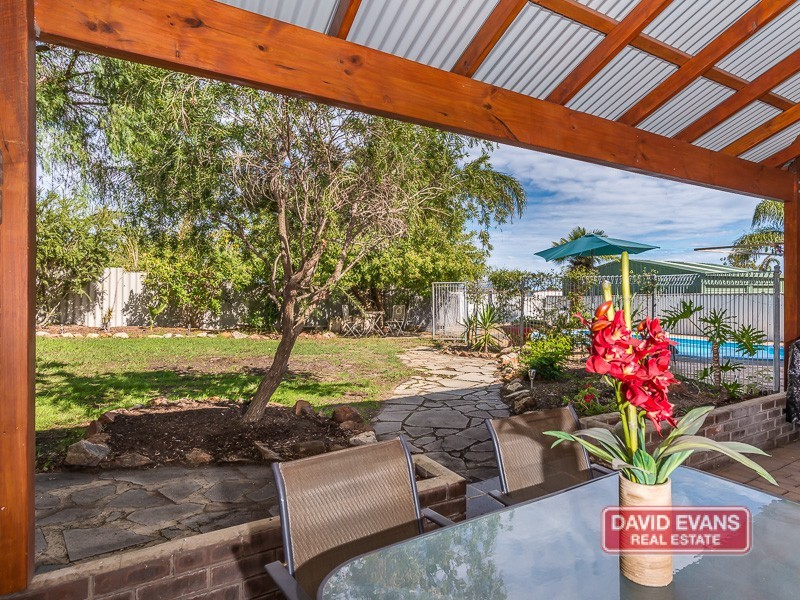 8 Dara Court, Wanneroo WA 6065