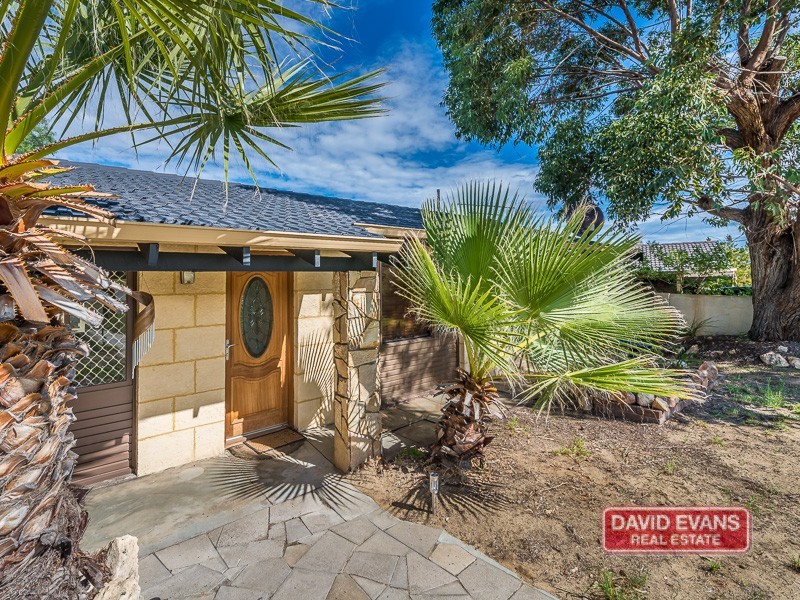 8 Dara Court, Wanneroo WA 6065