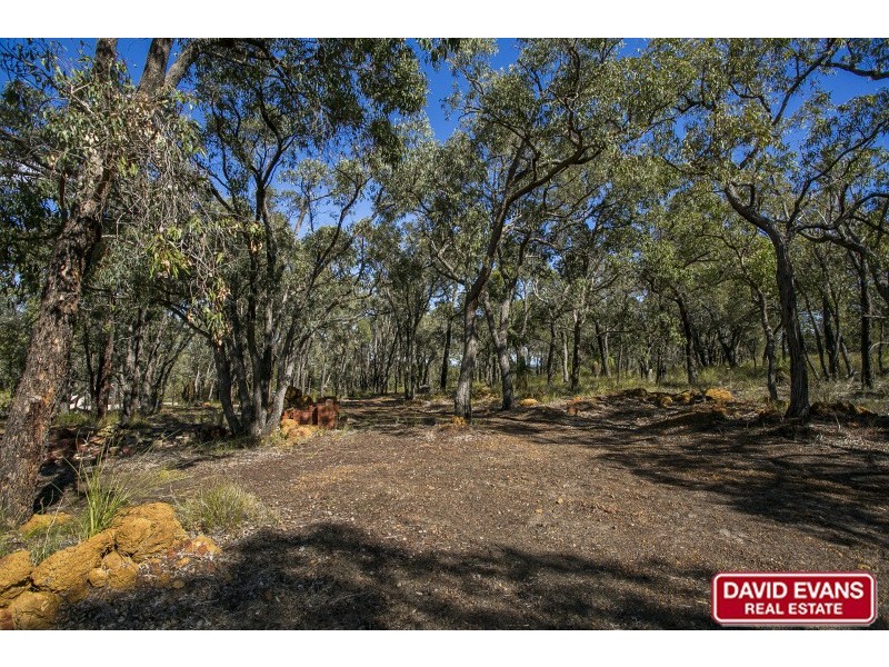 303 Powderbark Road, Lower Chittering WA 6084