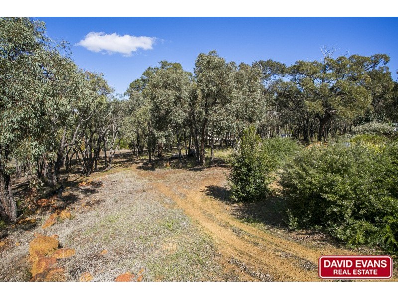 303 Powderbark Road, Lower Chittering WA 6084