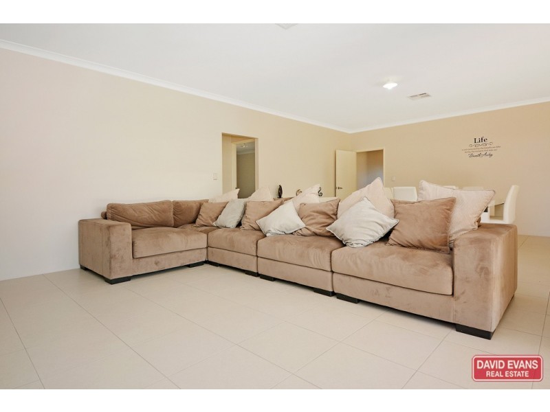 15 Melita Rise, Pearsall WA 6065