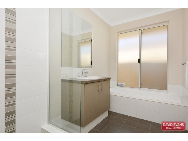 15 Melita Rise, Pearsall WA 6065