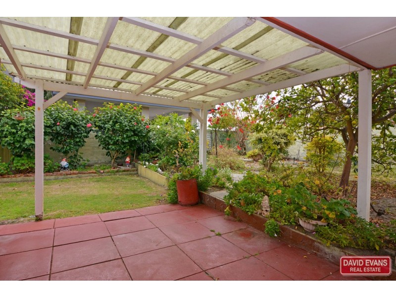 5 Carama Street, Wanneroo WA 6065