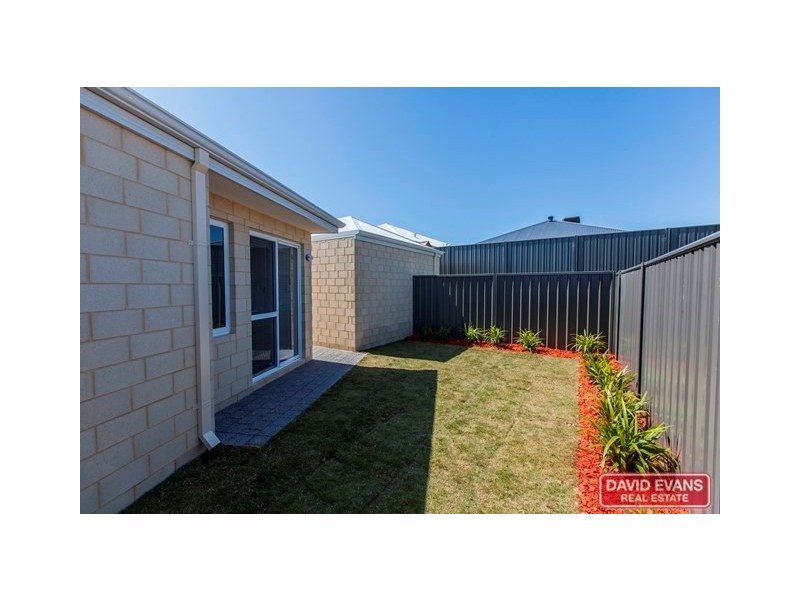 1/20 Genus Road, Banksia Grove WA 6031