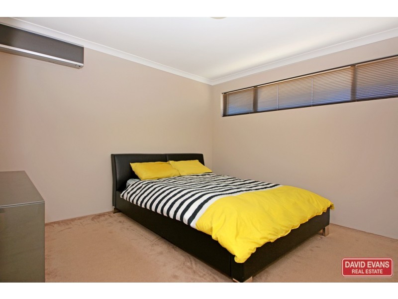 16 Watkins Loop, Tapping WA 6065