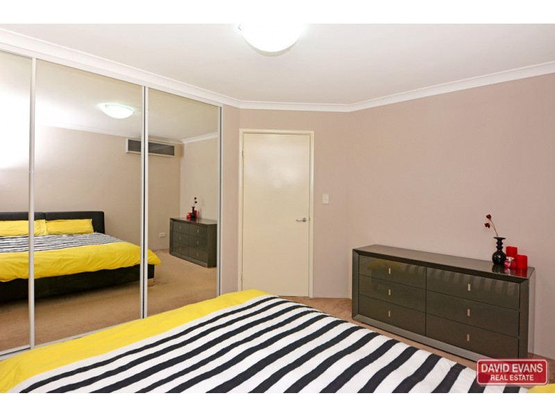 16 Watkins Loop, Tapping WA 6065