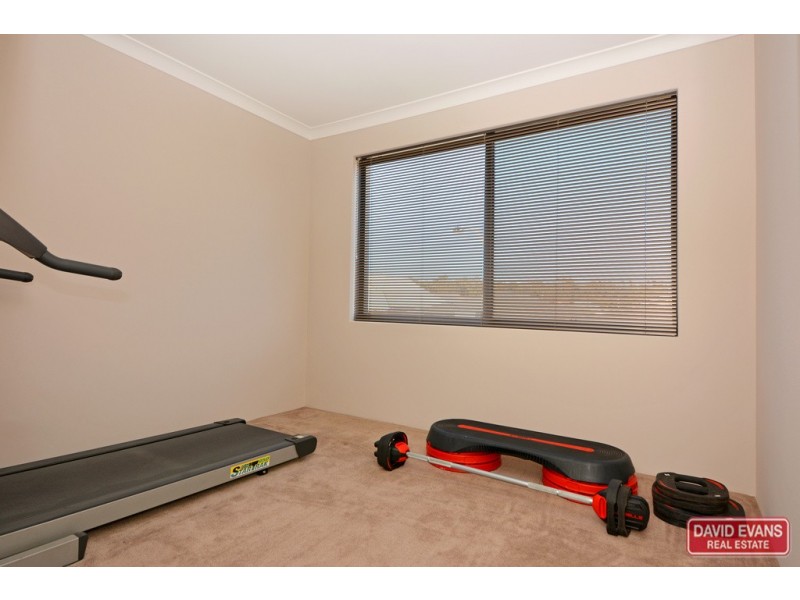 16 Watkins Loop, Tapping WA 6065