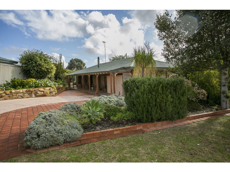 15 Scott Road, Wanneroo WA 6065