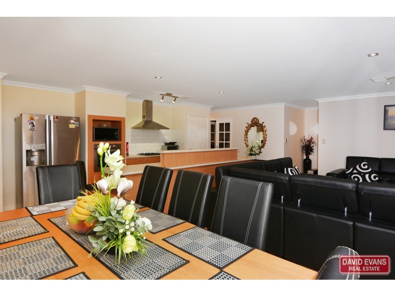 14 Saintfield Corner, Ridgewood WA 6030