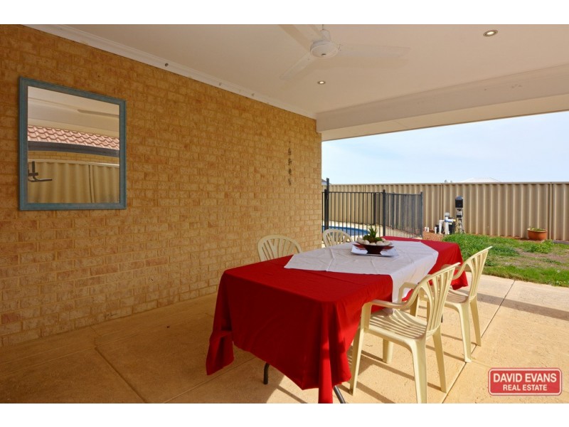 14 Saintfield Corner, Ridgewood WA 6030