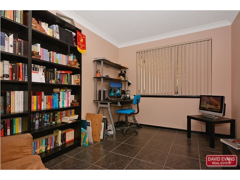 11 Barndie Way, Wanneroo WA 6065