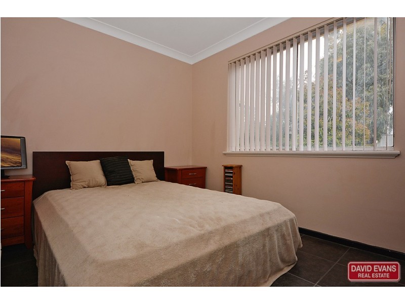 11 Barndie Way, Wanneroo WA 6065