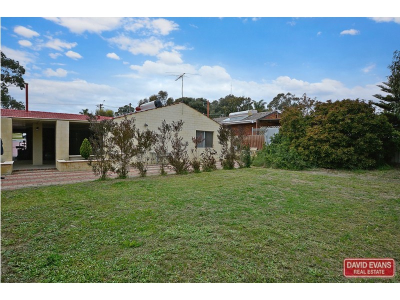 11 Barndie Way, Wanneroo WA 6065