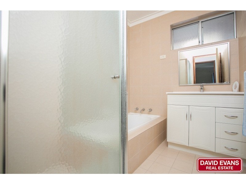 17 Wallawa Street, Wanneroo WA 6065