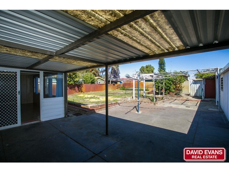 17 Wallawa Street, Wanneroo WA 6065