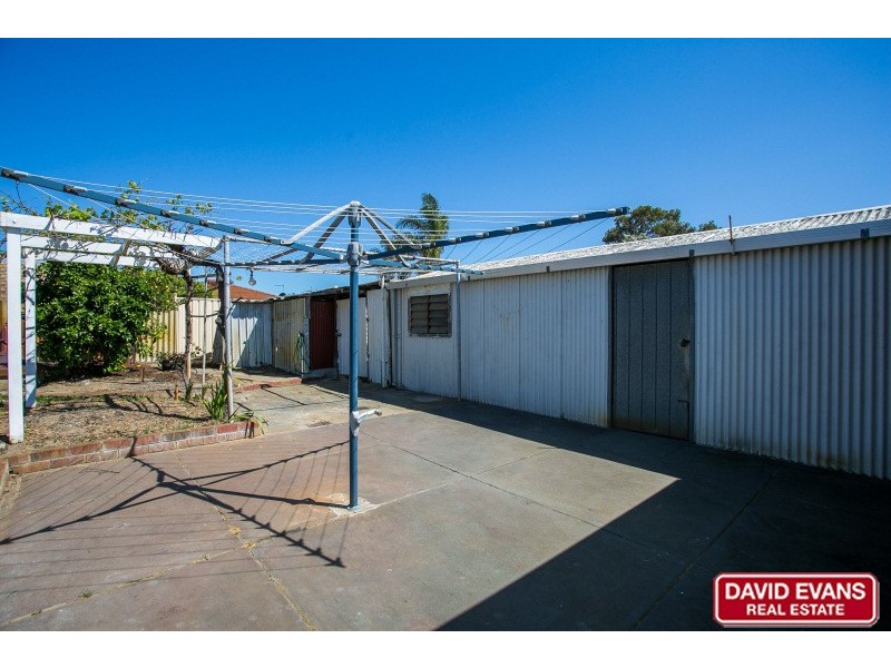 17 Wallawa Street, Wanneroo WA 6065