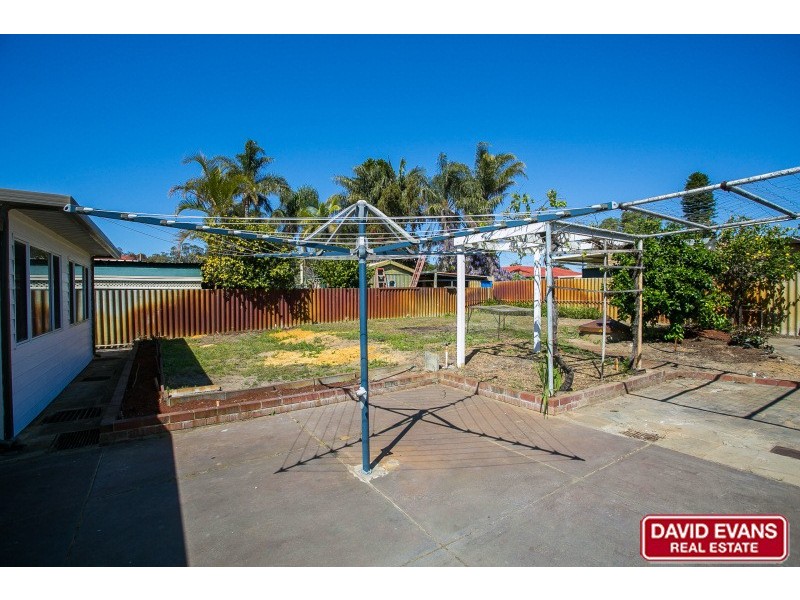 17 Wallawa Street, Wanneroo WA 6065