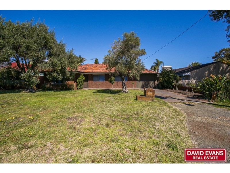 17 Wallawa Street, Wanneroo WA 6065