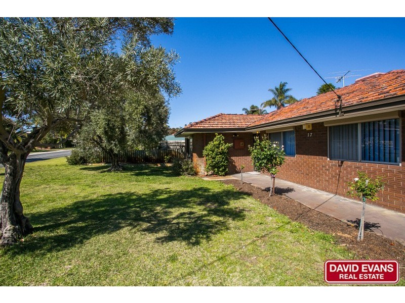 17 Wallawa Street, Wanneroo WA 6065