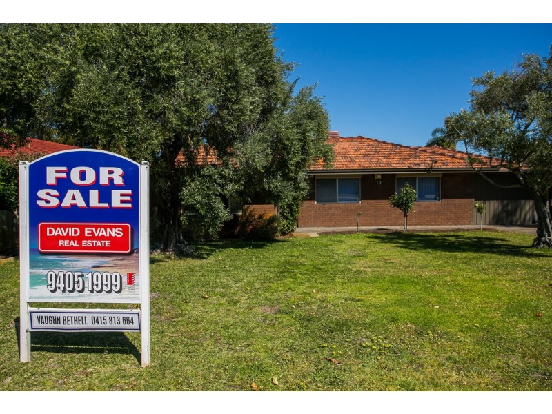 17 Wallawa Street, Wanneroo WA 6065