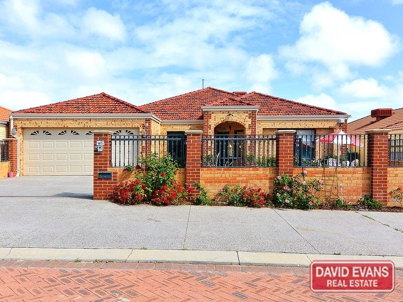 21 Brightlands Circuit, Carramar WA 6031