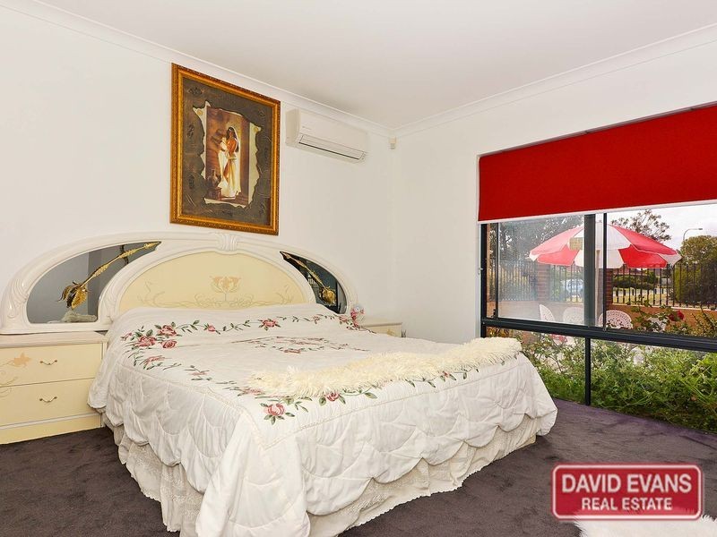 21 Brightlands Circuit, Carramar WA 6031