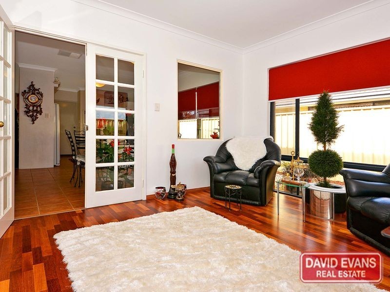 21 Brightlands Circuit, Carramar WA 6031