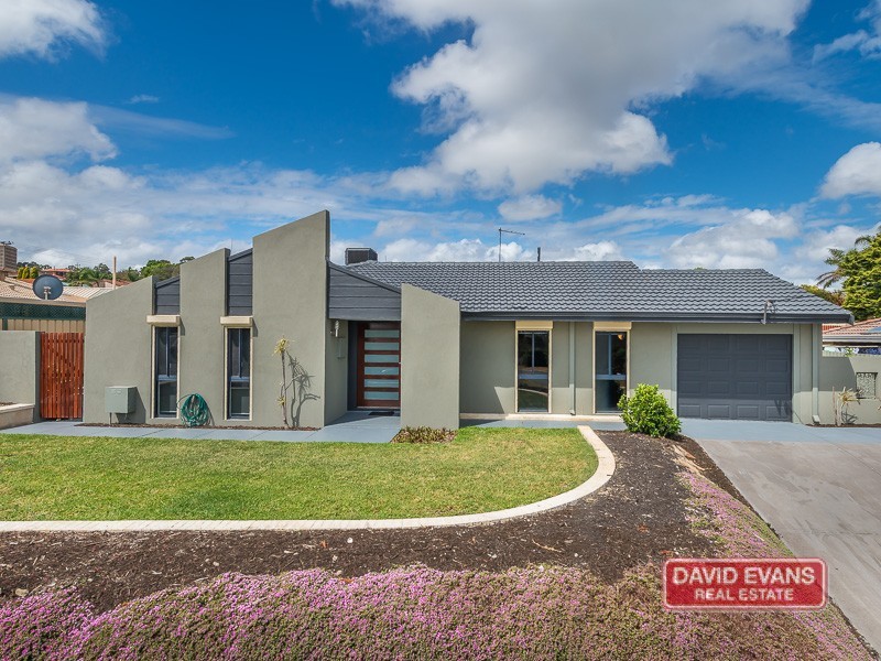 82 Civic Drive, Wanneroo WA 6065