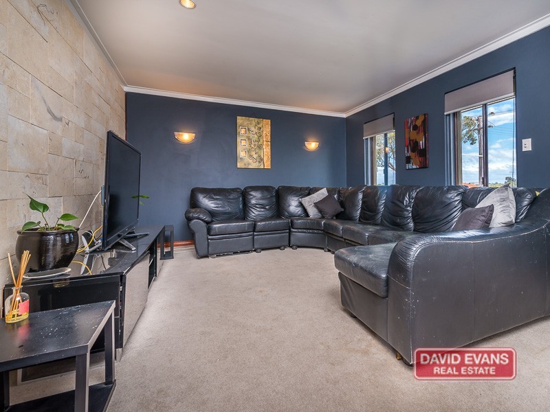 82 Civic Drive, Wanneroo WA 6065