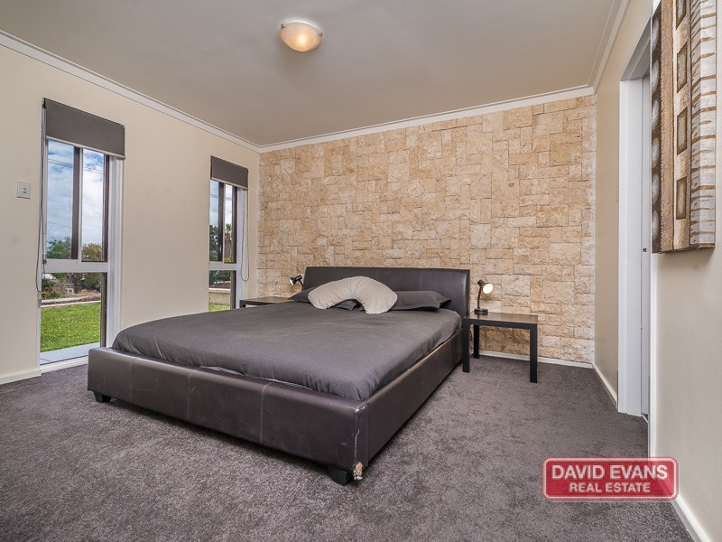 82 Civic Drive, Wanneroo WA 6065