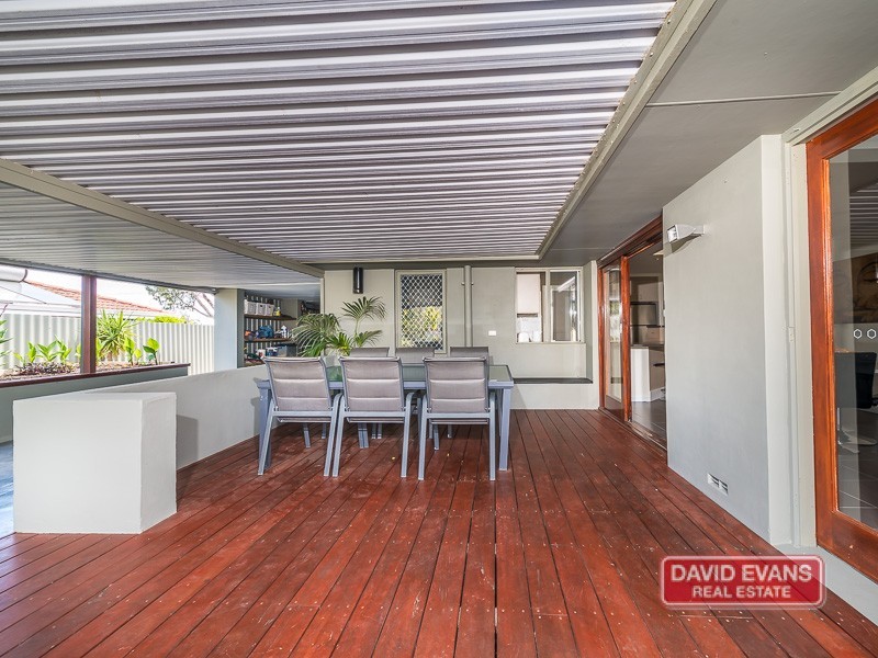 82 Civic Drive, Wanneroo WA 6065