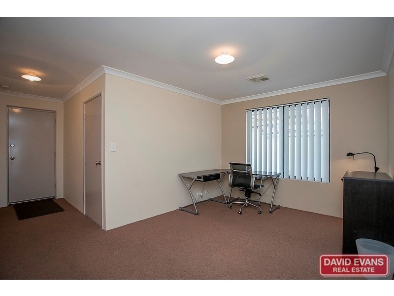12 Stockholm Road, Wanneroo WA 6065